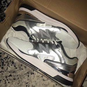 Women’s New Balance 550